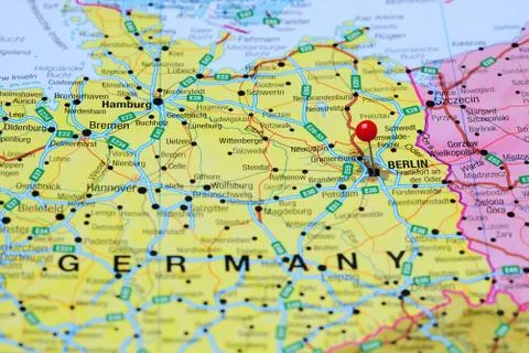 Berlin pinned on a map of Germany Foto stock