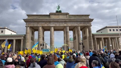 Berlin: Protest on the second anniversary of the Russian attack on Ukraine, 4K Stock Footage 265694549