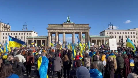 Berlin: Protest on the second anniversary of the Russian attack on Ukraine, 4K Stock Footage 265694960