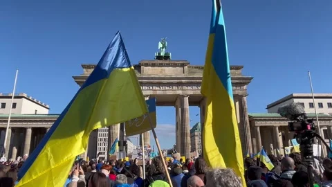 Berlin: Protest on the second anniversary of the Russian attack on Ukraine, 4K Stock Footage 265695030