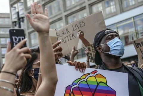 Berlin Protests Over George Floyd Death, Germany - 06 Jun 2020 Fotos Stock