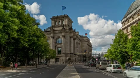 Berlin Reichstag building, panoramic hyperlapse timelapse, Germany - 4k Video stock 207382192