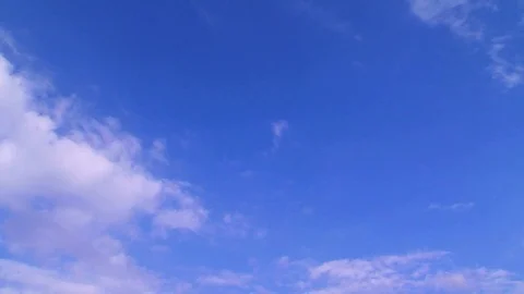 Berlin Reichstag tilt down Stock Footage 75780657