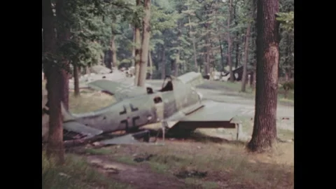 Berlin in ruins Video stock 253685092