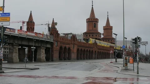 The Berlin S-Bahn 스톡 동영상 100988699