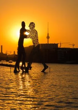 Berlin skyline in the evening with backlight Foto stock