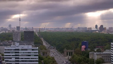 Berlin - Skyline - Traffic - Time Lapse - 4K Stock Footage 80918115