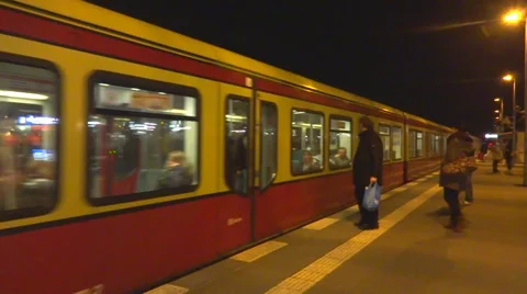 Berlin transportation Stock-Footage 32850867