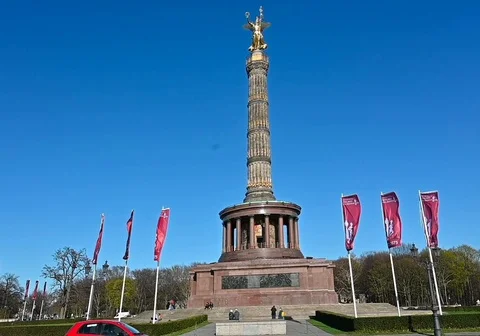 Berlin : victory column Video stock 106616114