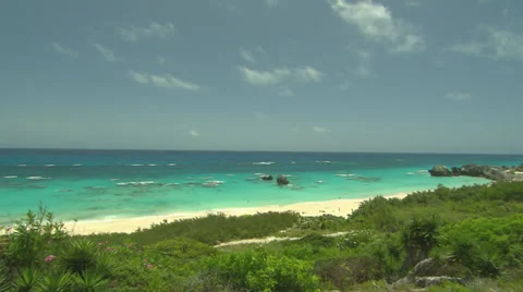 Bermuda Coastline, Beach Pan Stock Footage 33193414