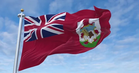 Bermuda flag with flagpole waving in rolling clouds looping, 4K (Perfect Loop) 库存影片 278746957