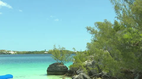 Bermuda Ocean, Wide Pan Stock Footage 33220767
