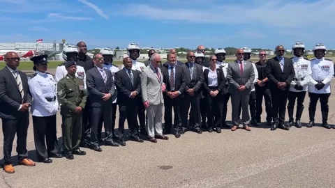 Bermuda: Premier of Bermuda bids farewell to King Charles following state... Stock Footage 333921926