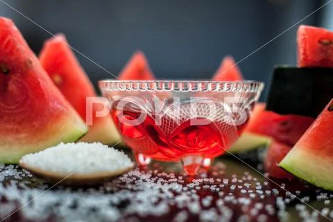 Best recipe ingredient to make homemade sugar scrub on wooden surface consist Stock Photos