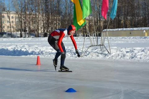 The best Skating Stock Photos