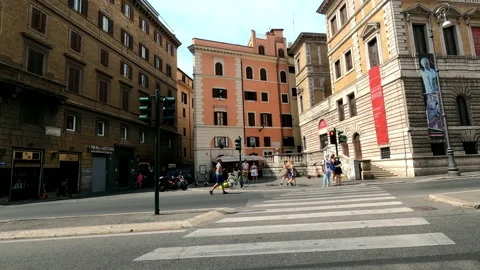 Between the alleys of Rome towards Piazza Campo dei Fiori time warp Stock Footage 157646861