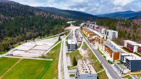 Between Mountains A Story Grows 库存影片 313783944