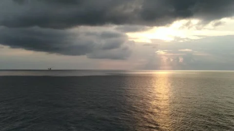 Between sunset and cloud cover Stock Footage 307790130