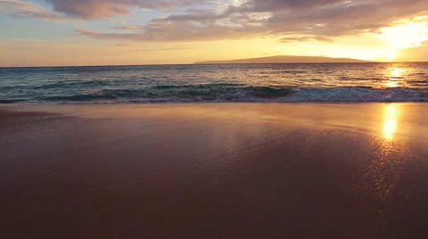 Beutiful Sandy Beach Sunset Vidéo 56024829