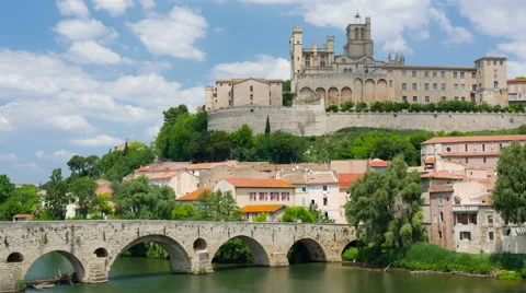 Beziers in a spring day Stock Footage 60952220