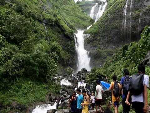 Bhivpuri Waterfall Stock Footage 78054050