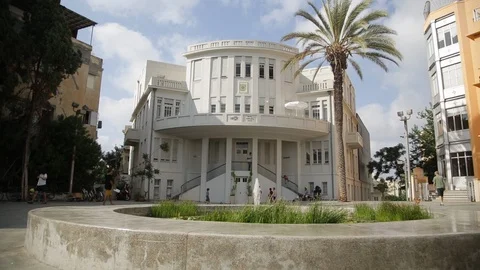 Bialik Square in Tel Aviv Video stock 105610659