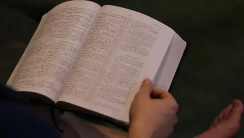 Bible being read, turning page (HD) c Video stock 10962158