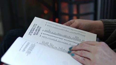 Bible in a hotel Video stock 182902744