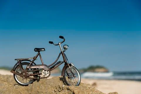 Bicycle on the beach 스톡 사진