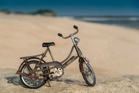 Bicycle on the beach 스톡 사진