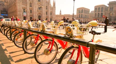 Bicycle parking at the square of Milan 스톡 동영상 61842929