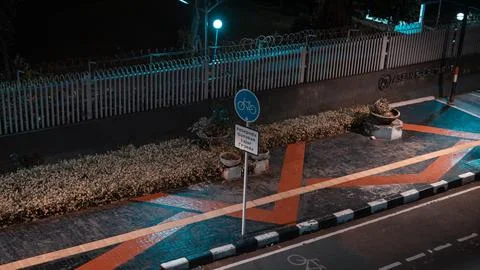 Bicycle path and sidewalk located in front of the ASEAN Foto stock