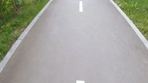 Bicycle path in the park Vídeos de archivo 108745706