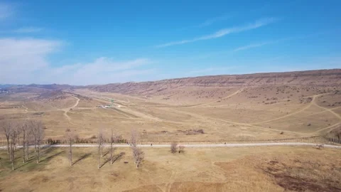 Bicycle on the path in the park Vídeos de archivo 246904577