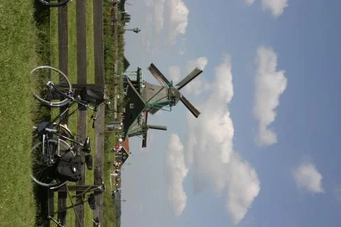  Bicycle resting at windmill Foto stock