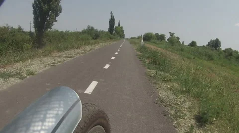 Bicycle riding go pro Видео 55011833