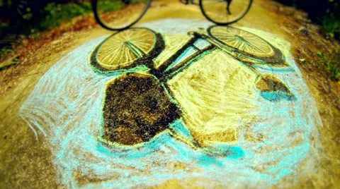 Bicycle shadow and chalk colour drawing. Time lapse. Vídeos de archivo 37351742