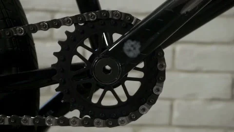 Bicycle star with a chain on it Video stock 103247902