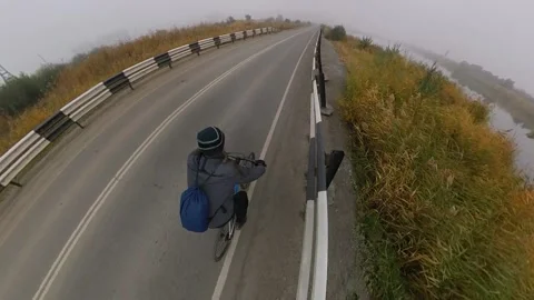 Bicycling. Top view. Видео 145128928