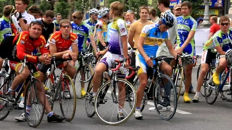 Bicyclists Stock-Footage 787758