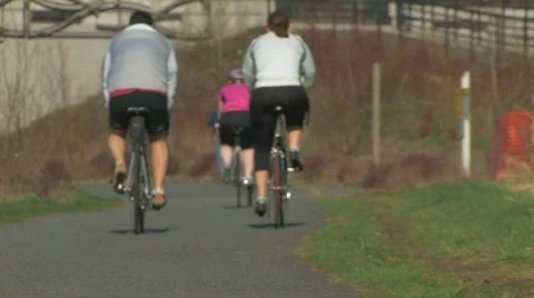 Bicyclists in park Stock Footage 646028