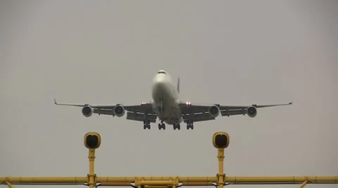 Big 747 jet passes low overhead! Stock-Footage 8552177