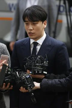 Big Bang group's member Seungri appears at the Seoul Police Department, Korea -  Stock Photos