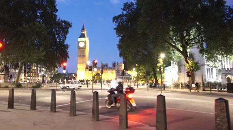 Big ben with chimes Stock Footage