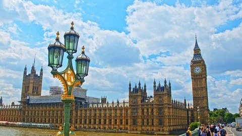 Big Ben Clock Tower And The Houses Of Parliament London England Stock-Footage 90490539