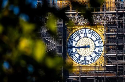 The Big Ben clock tower restored with clock hands repainted Prussian blue, UK Stock Photos