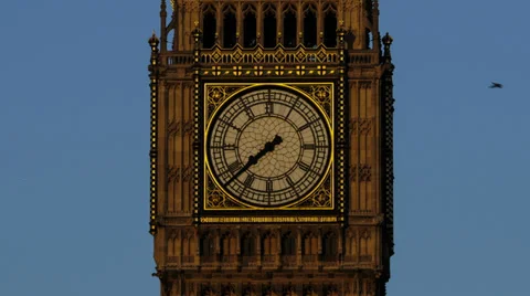 Big Ben dawn time lapse zoom out, London 4K version 스톡 동영상 34260984