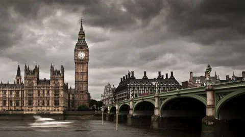 Big Ben with moody clouds time lapse Video stock 8656867