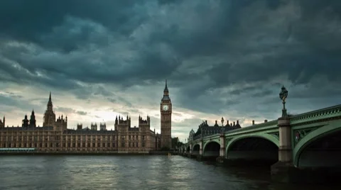 Big Ben with moody clouds timelapse Видео 8657921