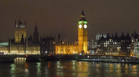 Big Ben with shiny lights on it Vídeos de archivo 48716420